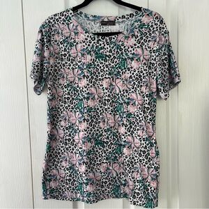 Emily Stacy Women’s Floral Short Sleeved Tee Size L Stretch, textured